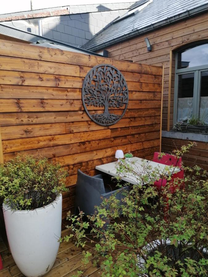Maison D'Hote Les Notes Endormie Chambre Secrete Berzee Exterior photo