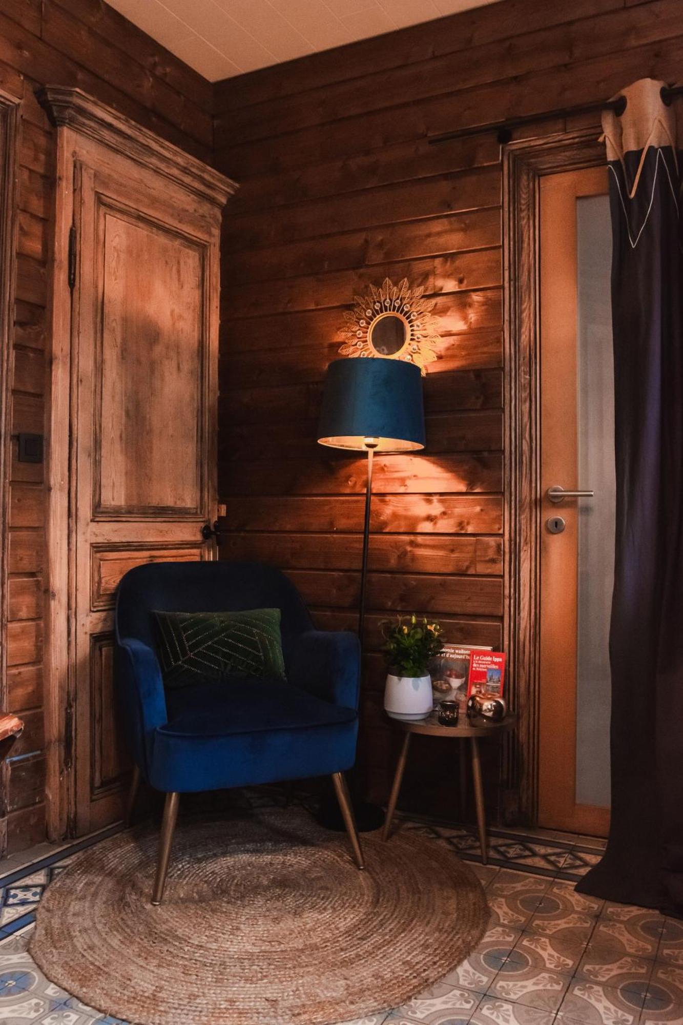 Maison D'Hote Les Notes Endormie Chambre Secrete Berzee Exterior photo